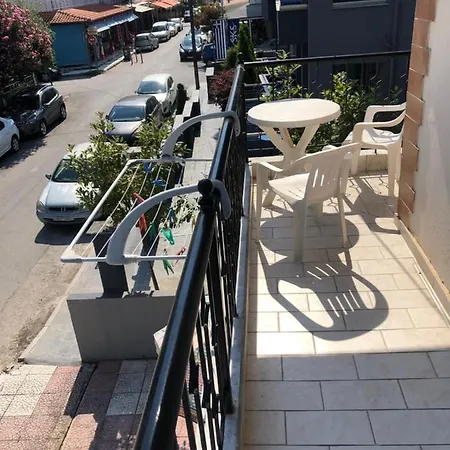 Nikis Aparthotel