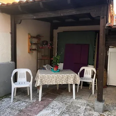 Hotel de apartamente Nikis 3*