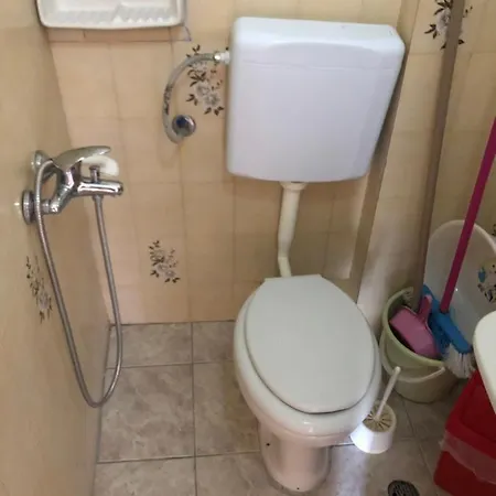 Aparthotel Nikis *
