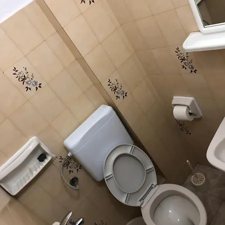 Nikis Aparthotel