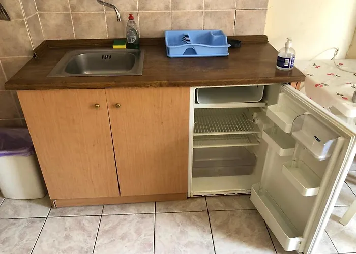 Niki's 3* Paralía