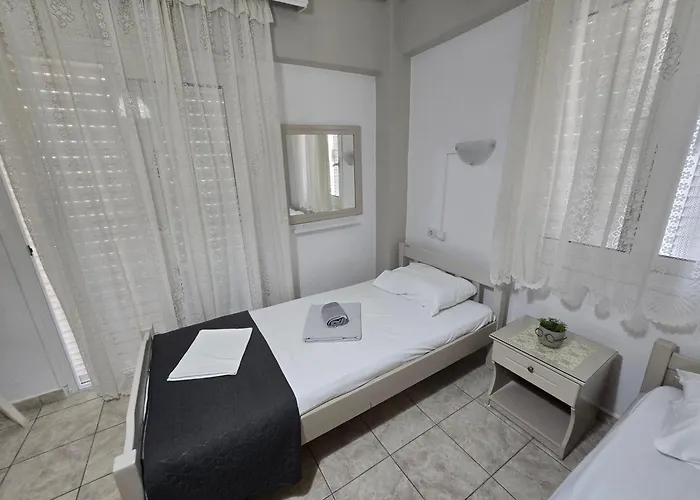 Apart Otel Niki's 3*
