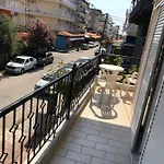 Niki's Aparthotel
