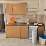Niki's 3*