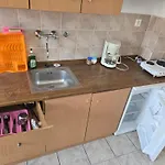 Niki's 3* Paralía