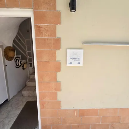 Niki's מלון דירות 3*