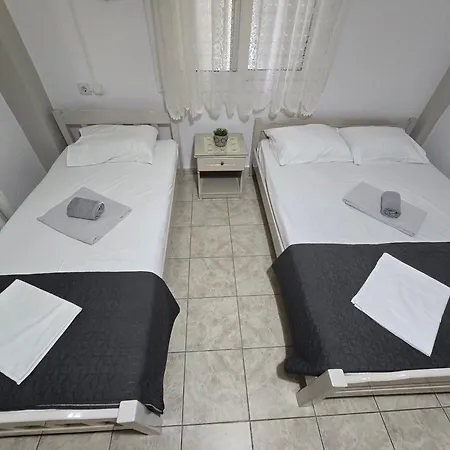 Nikis Aparthotel