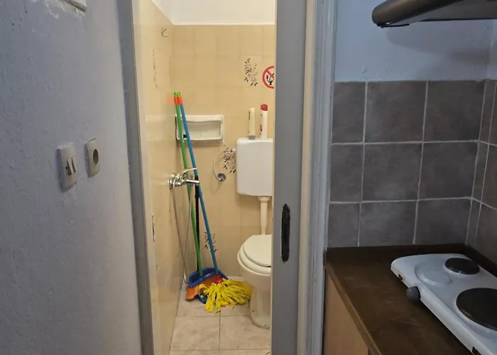 Niki's Aparthotel 3*