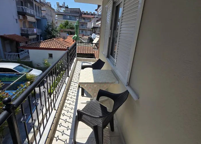 Niki's Aparthotel 3*